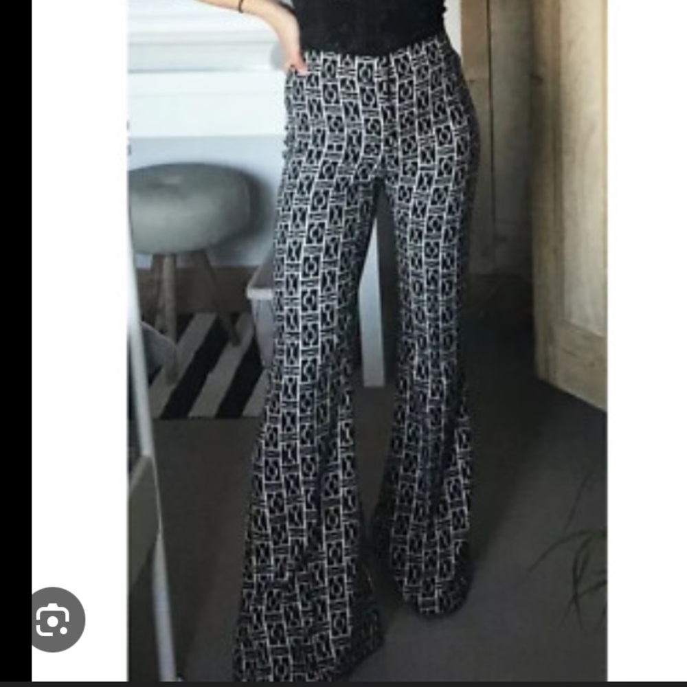 ZARA FLARED PANTS CHAIN PRINT BLACK WHITE XS